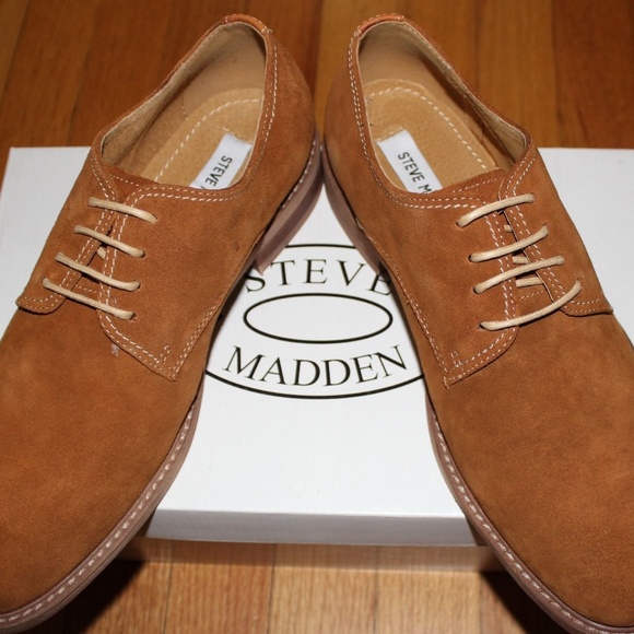 STEVE MADDEN CAMEL SUEDE LACE UP OXFORD - Picture 2 of 5